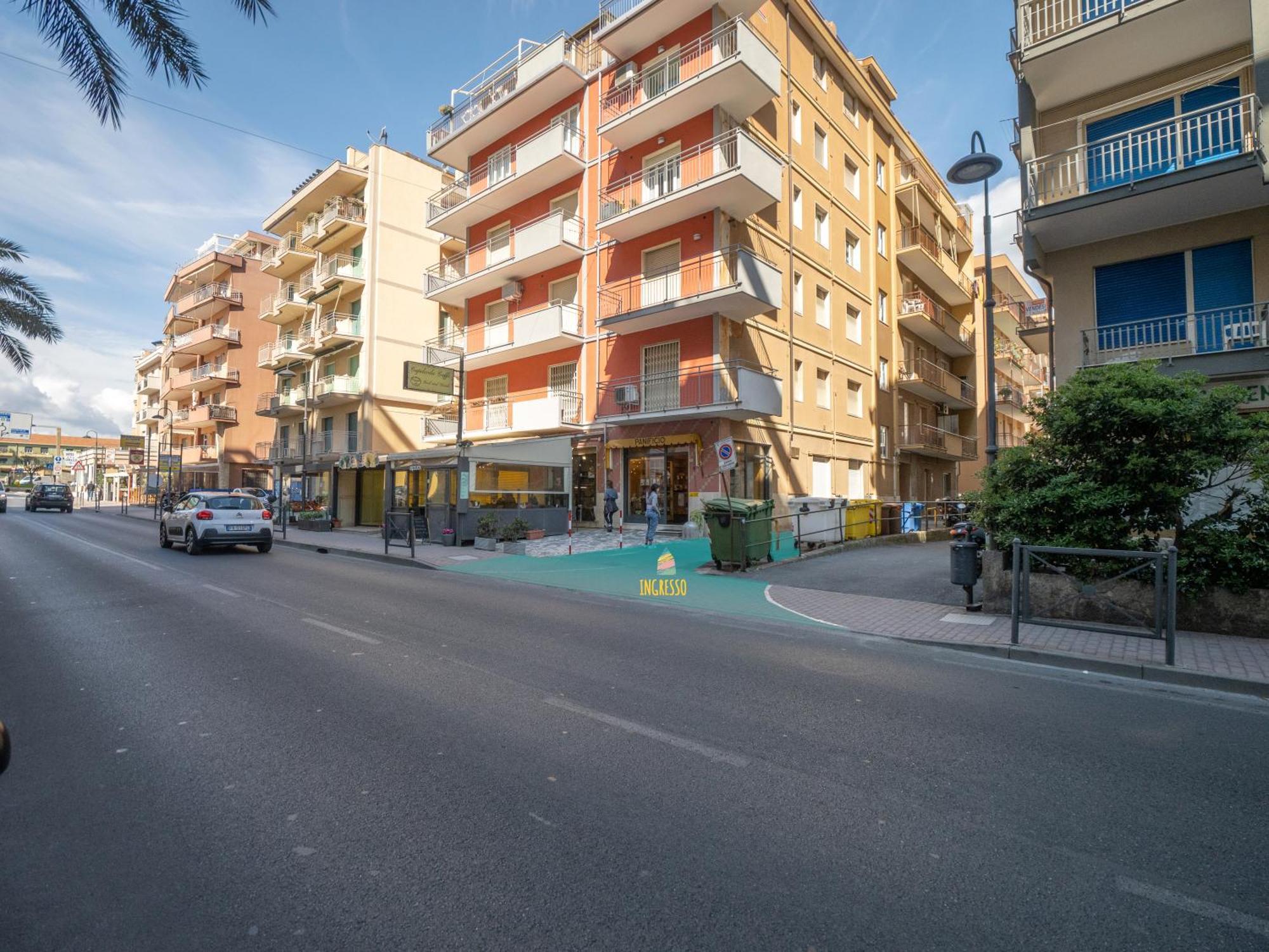 Babyaccomodation Family Bright Pietra Ligure Zewnętrze zdjęcie